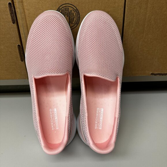 Sketchers slip on shoe - pink - size 8 - Picture 5 of 6